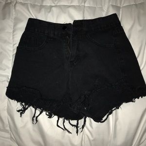 Black frayed denim shorts